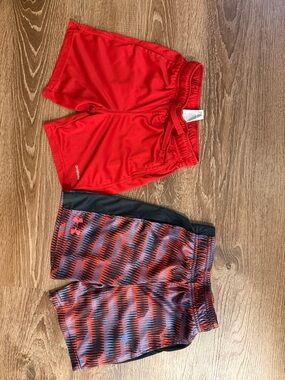 Under Armour Boys' Red Solid & Red-Black Patterned Athletic Shorts Set